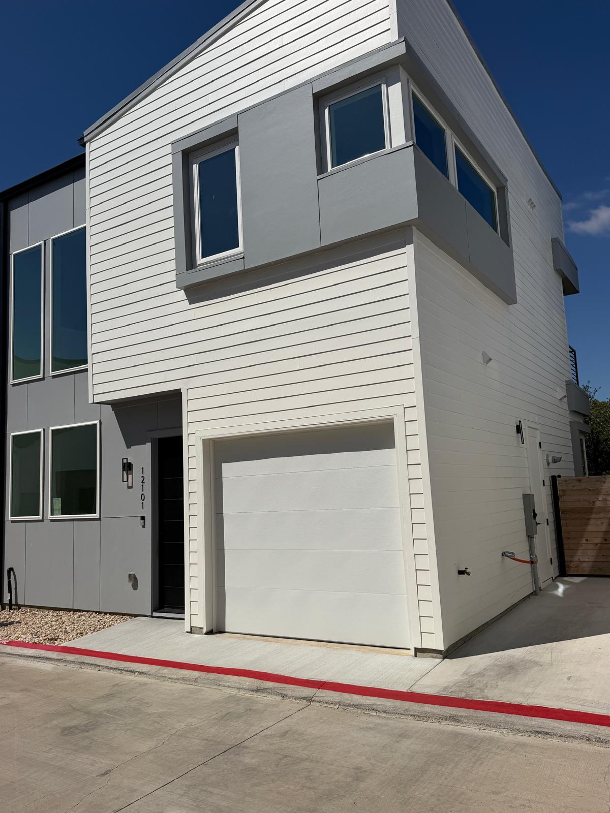 2000 Riverside Farms Road, Unit 12101 Road #12101, Austin, TX 78741