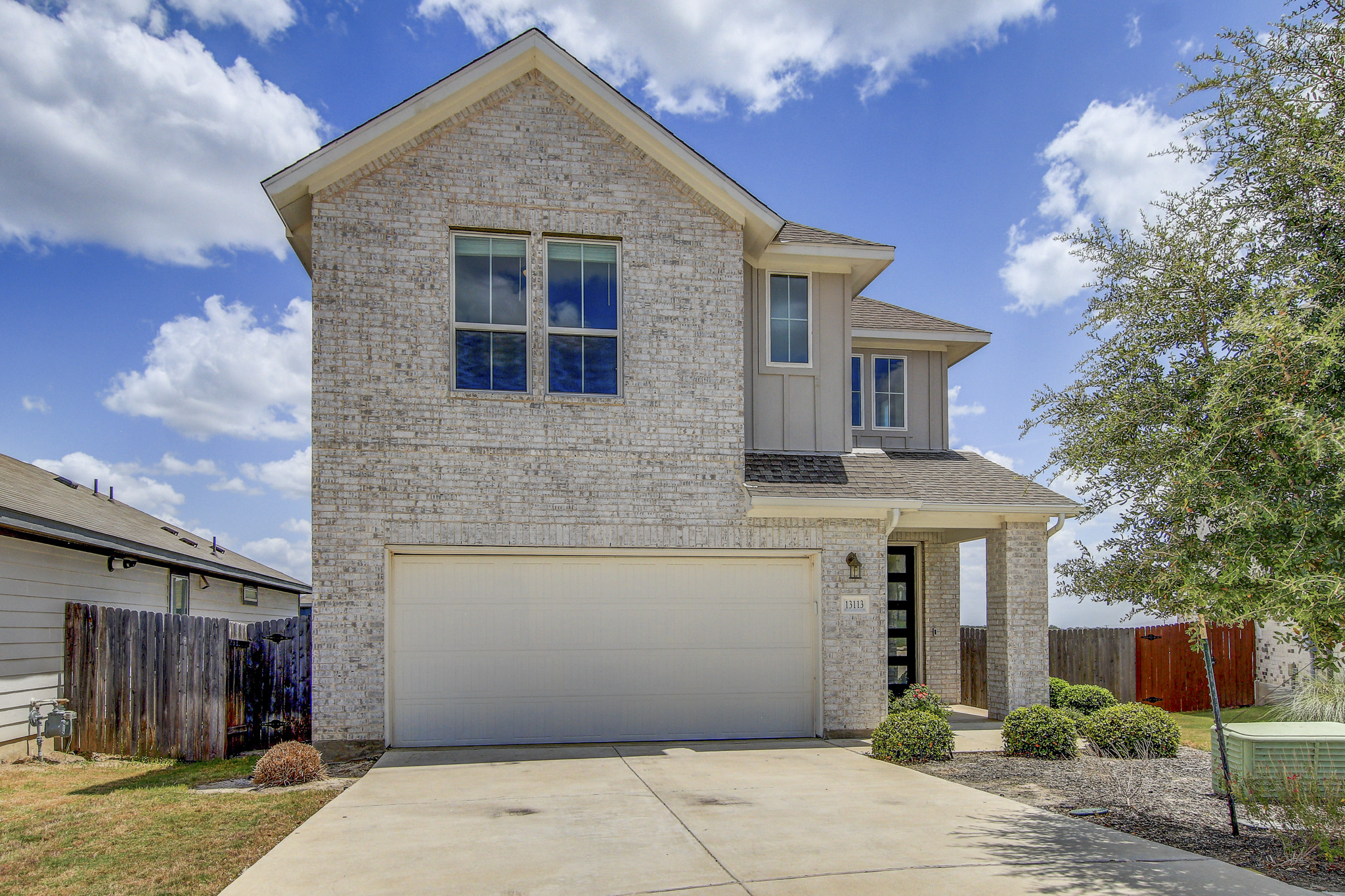 13113 Barrister Ln — photo