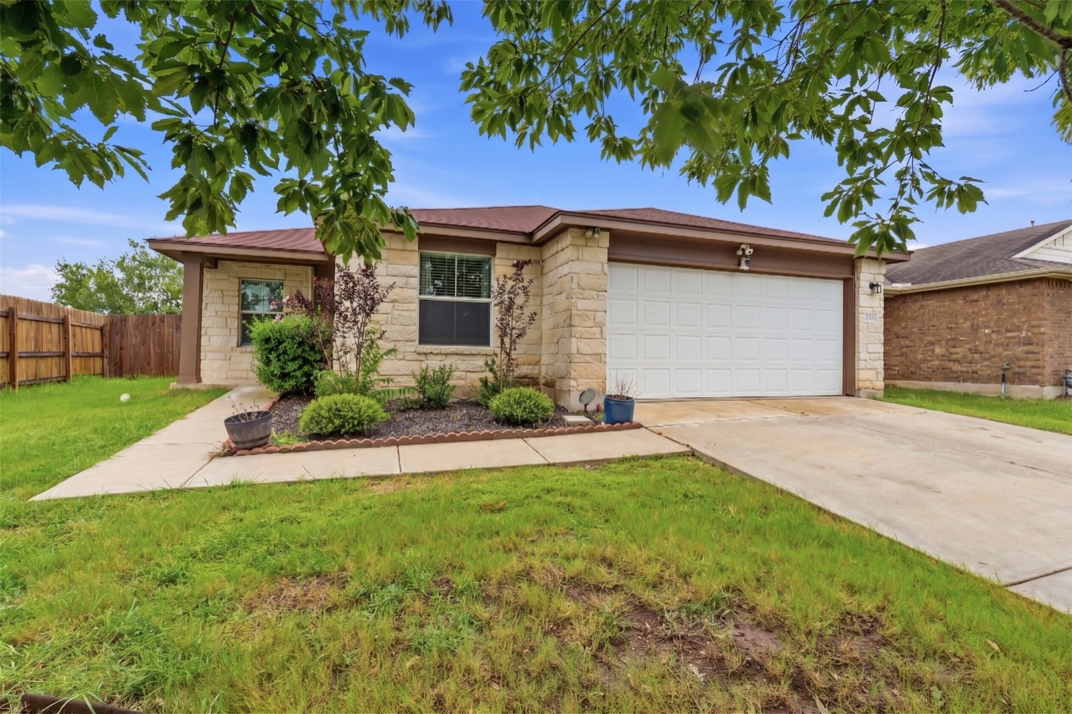 18512 Great Falls Dr — photo