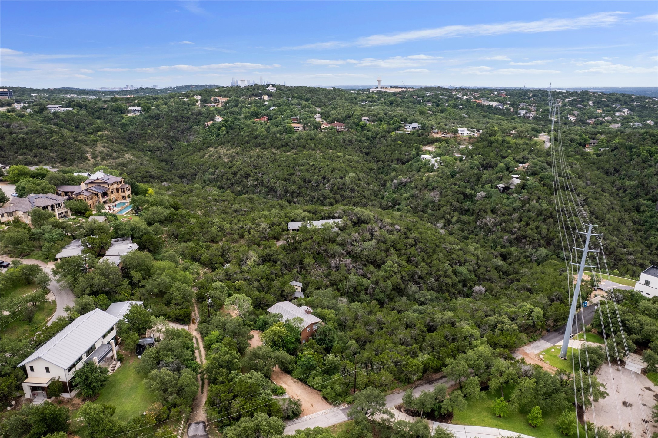 501 Drawbridge Road, Austin, TX 78746 — photo 3