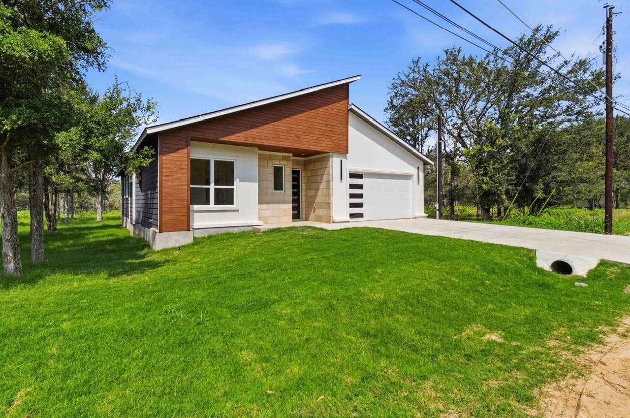 118 Puu Waa Waa Ln — photo
