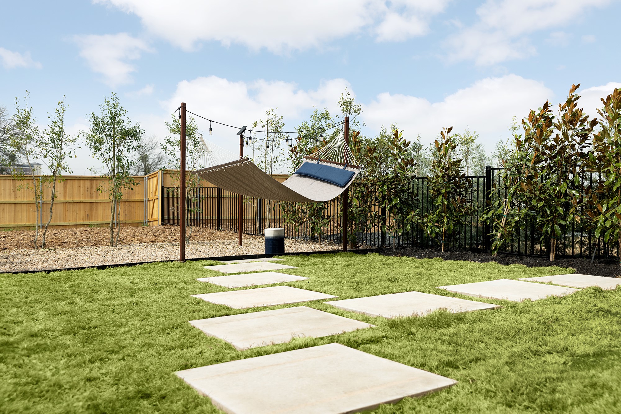 2518 Jack Nora Way — photo