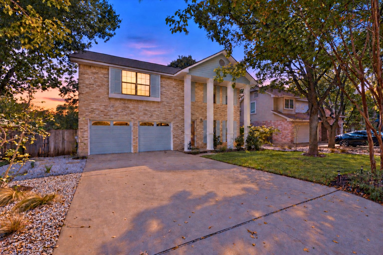 8103 Doe Meadow Dr — photo