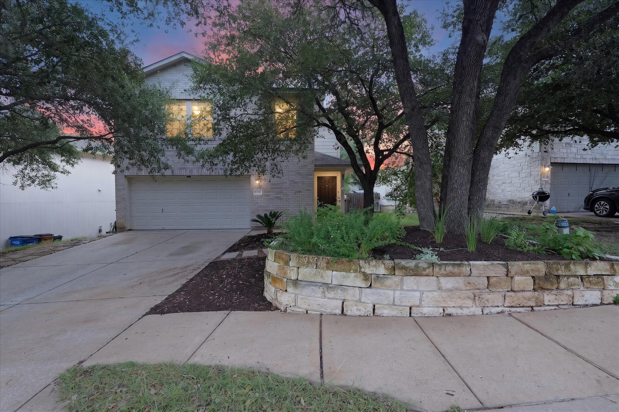8716 Davis Oaks Trl — photo