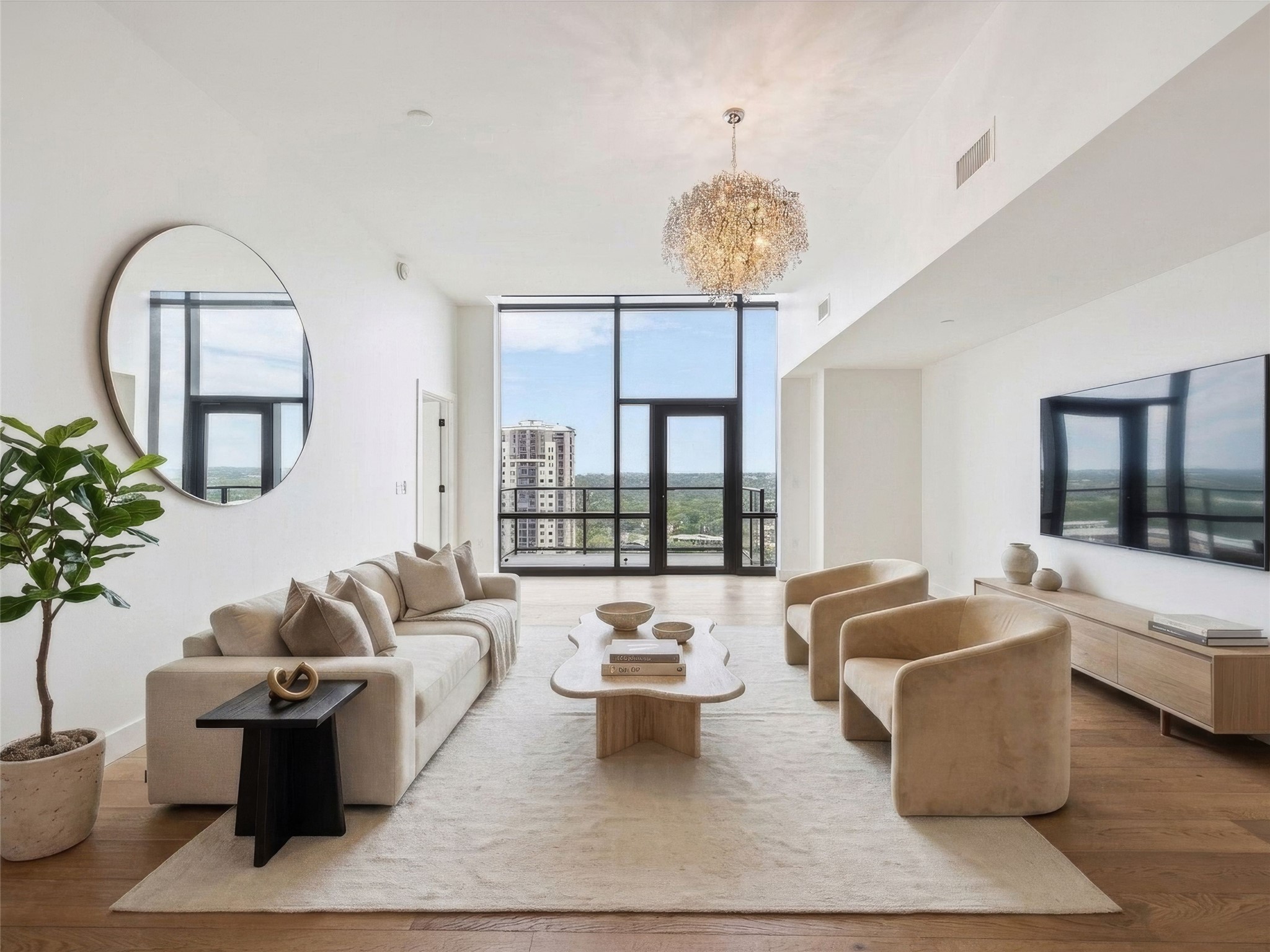 70 Rainey St 2201 — photo