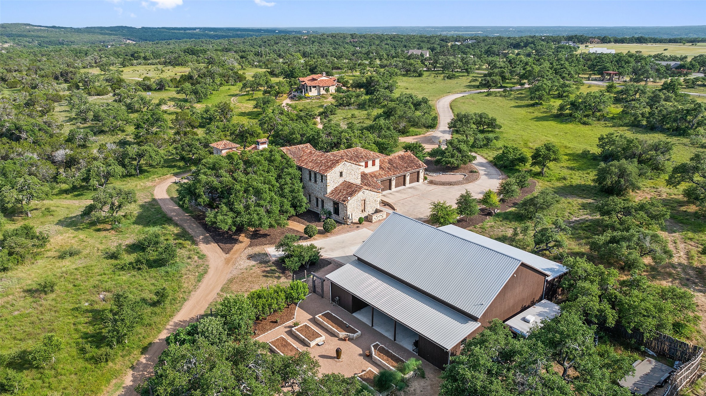 418 Cattle Trail Dr — photo