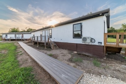 1710 County Road 4330 B — photo