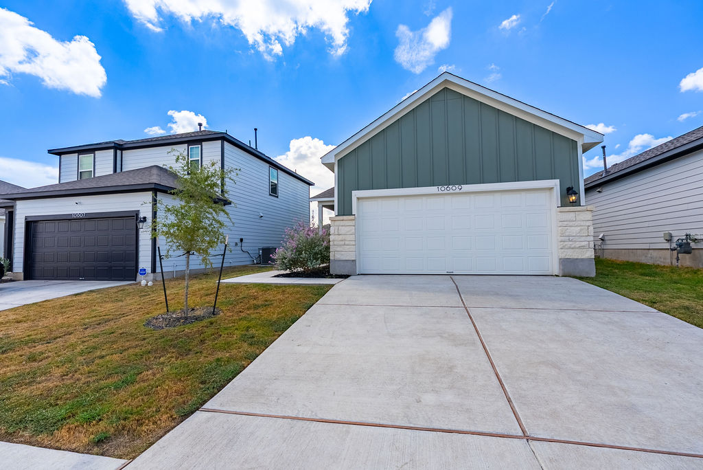 10609 Best Bet Way — photo