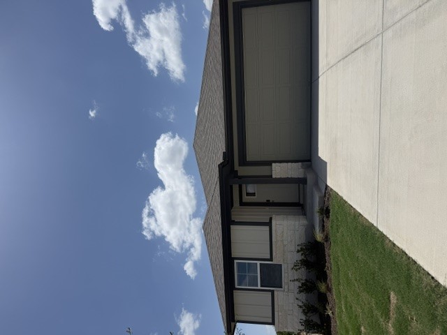 144 Woodbrook Dr — photo