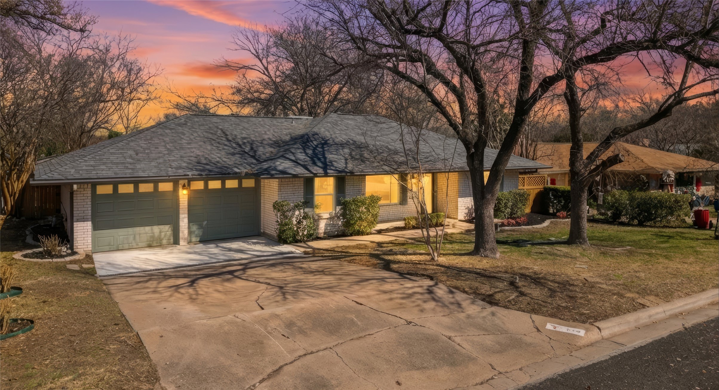 1704 Shelbourne Dr — photo
