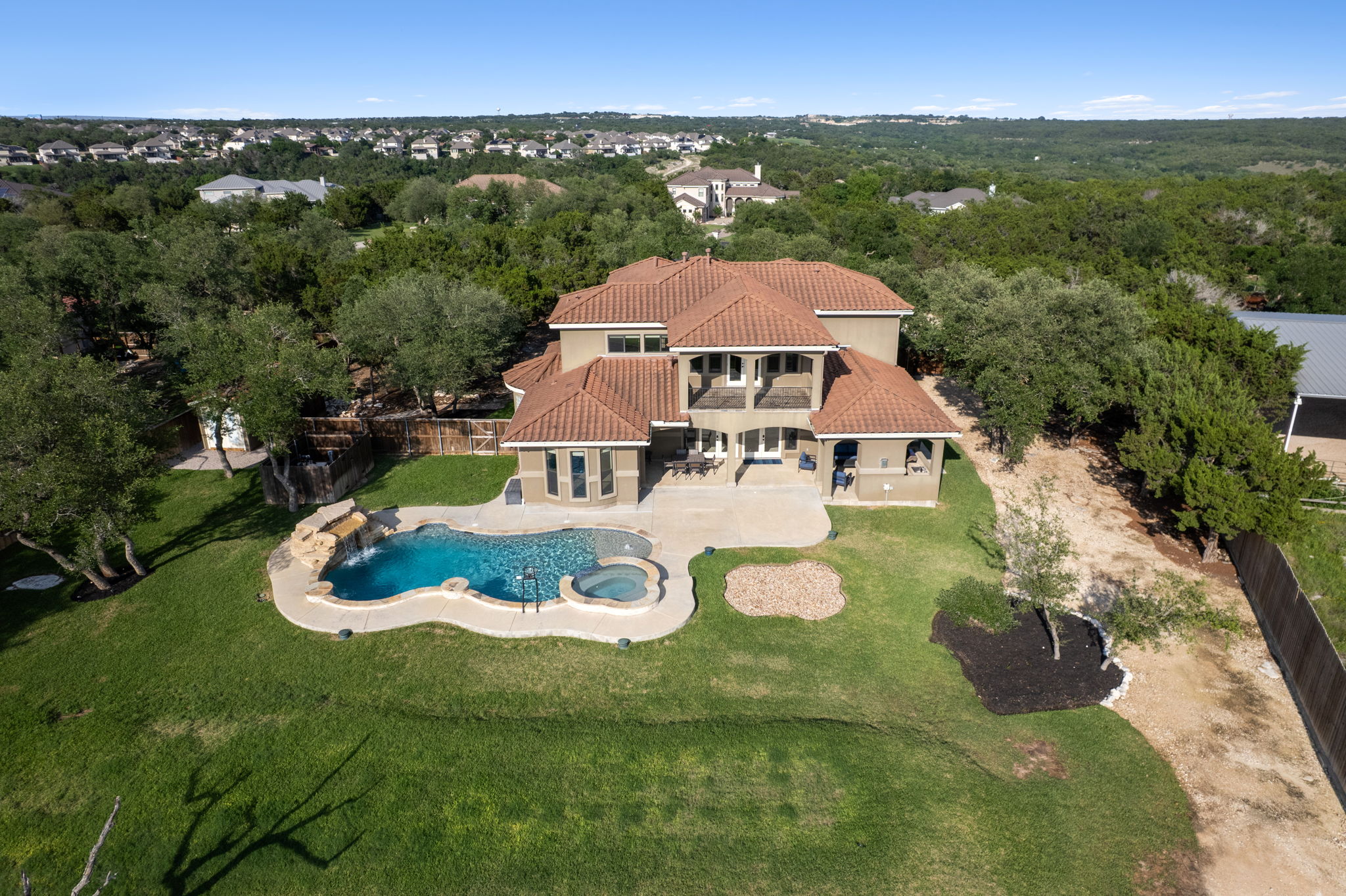 1001 Villa Hill Dr — photo