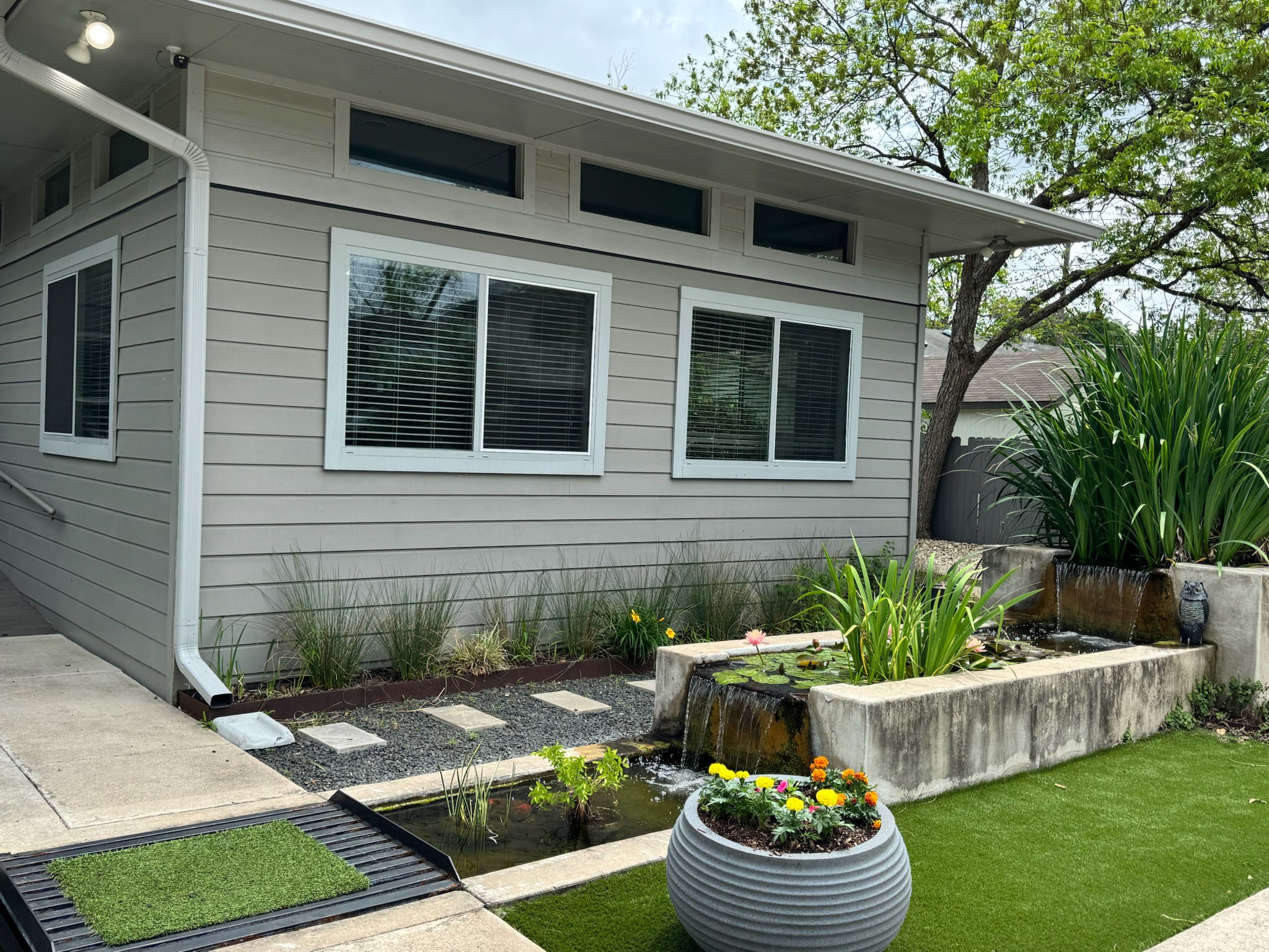 3906 Menchaca Road, Austin, TX 78704