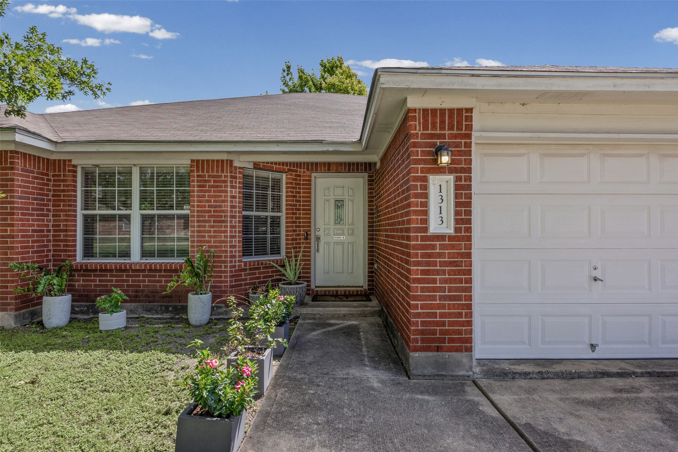 1313 Laurelleaf Drive, Pflugerville, TX 78660 — photo 3