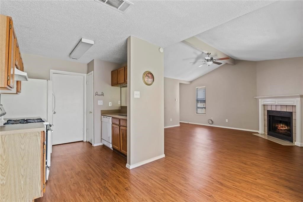 1222 Orchard Park Cir — photo