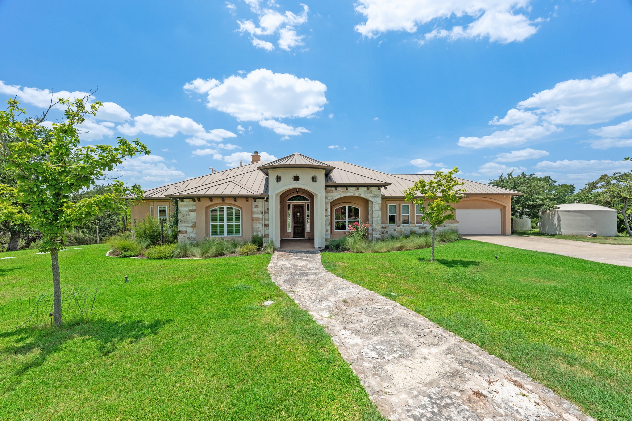 1012 Quail Ridge Dr — photo