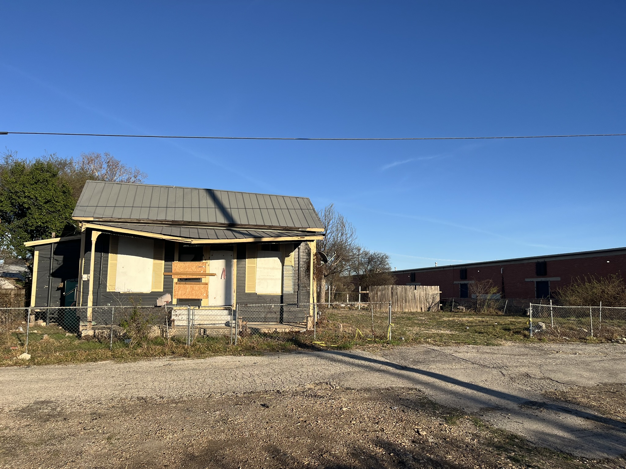 1404 N Olive St — photo