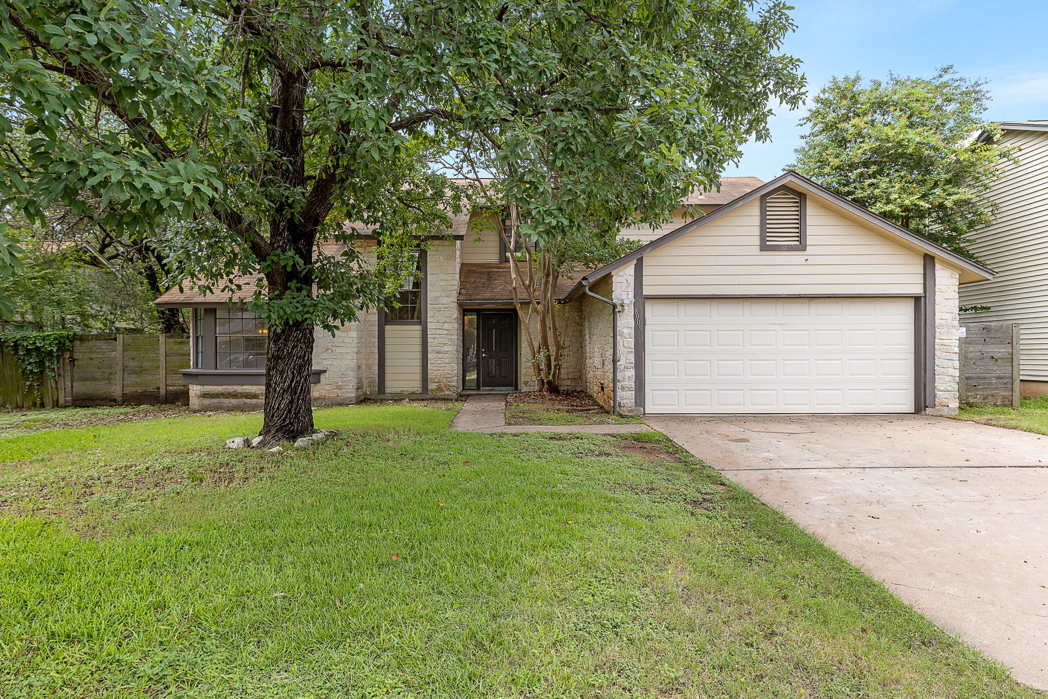 8905 Bridgewood Trl — photo