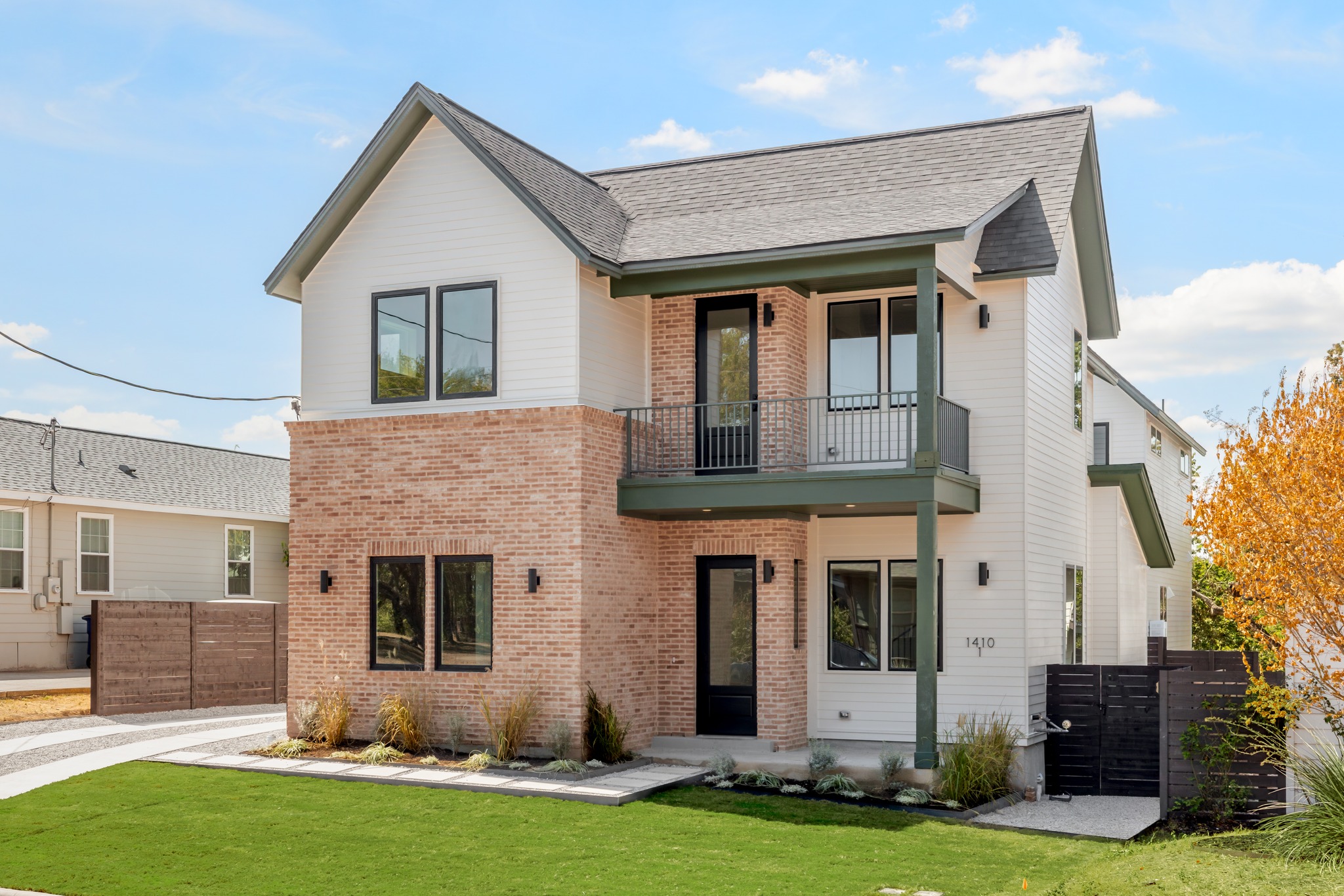 1410 Perez St 1 — photo
