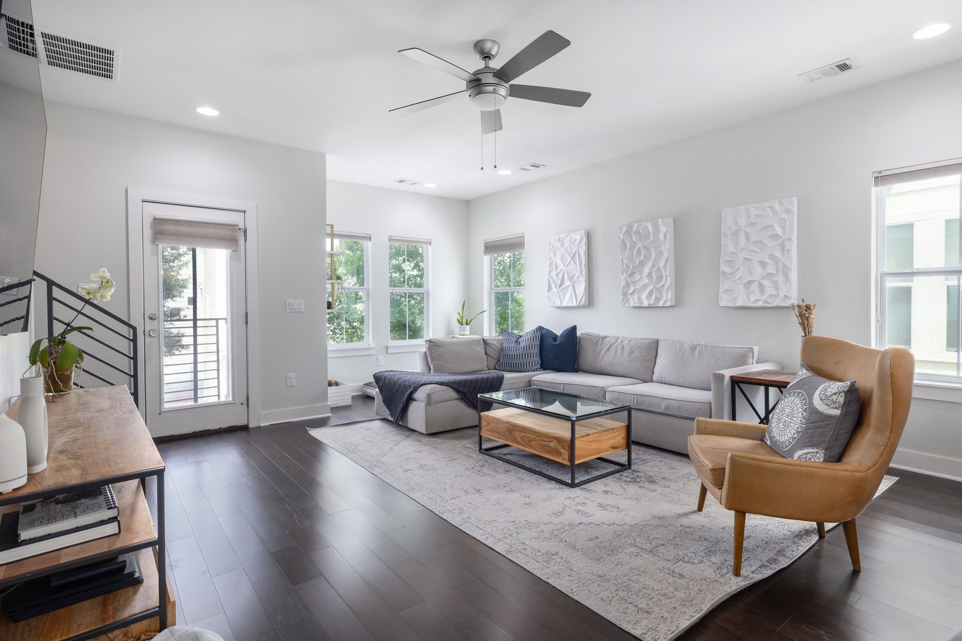 2705 Halcyon Dr — photo