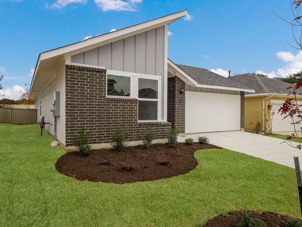 13701 Ronald W Reagan Blvd 91 — photo