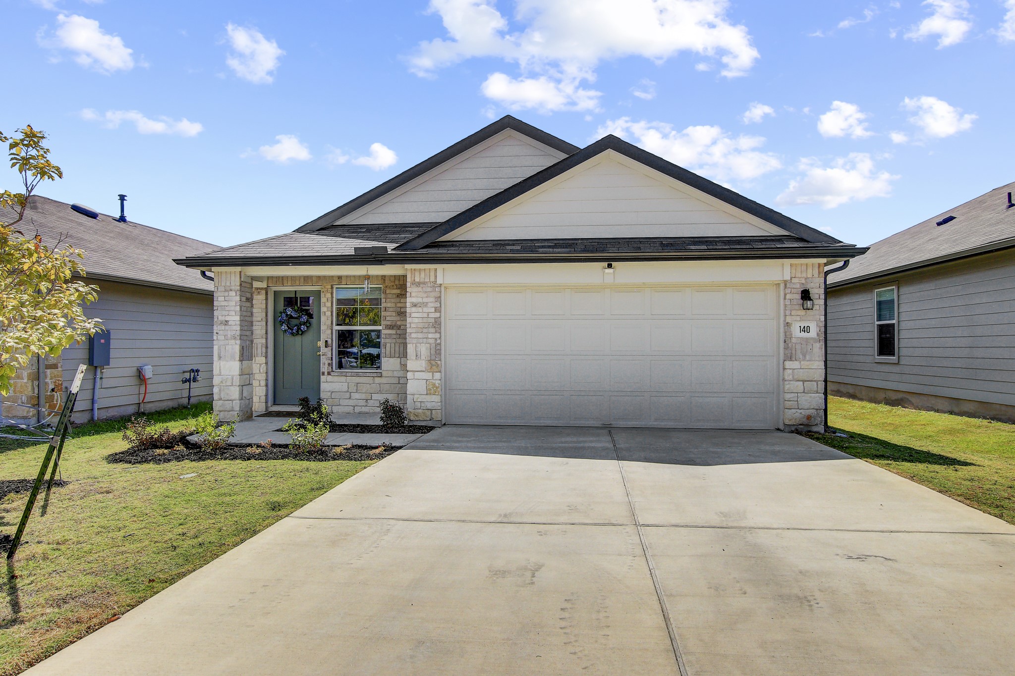 140 Texas Palmetto Cir — photo