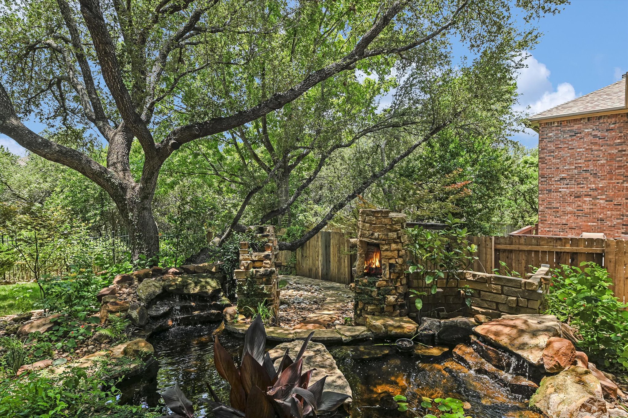 2849 Grimes Ranch Road, Austin, TX 78732 — photo 2
