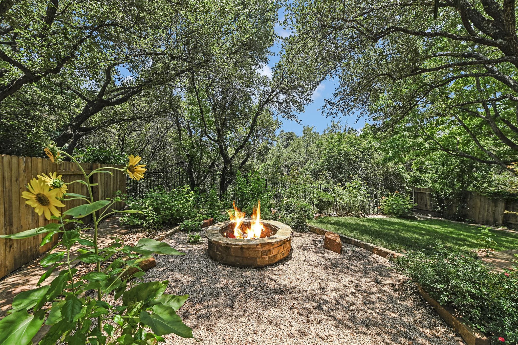 2849 Grimes Ranch Road, Austin, TX 78732 — photo 3