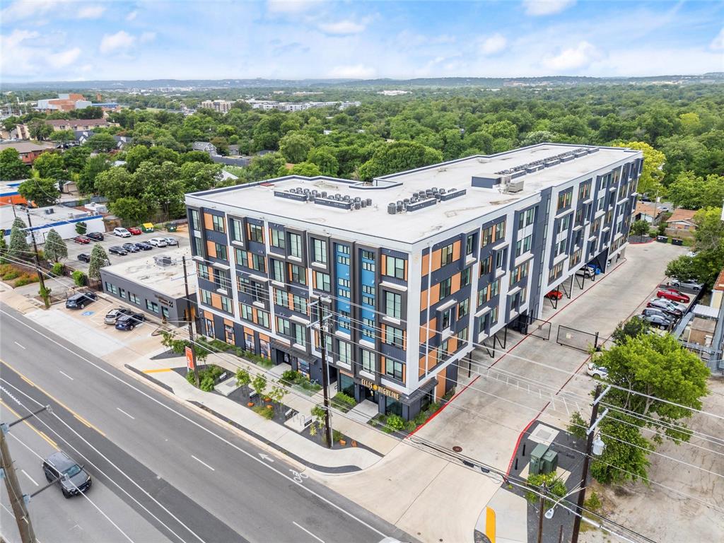 6324 N Lamar Blvd 313 — photo