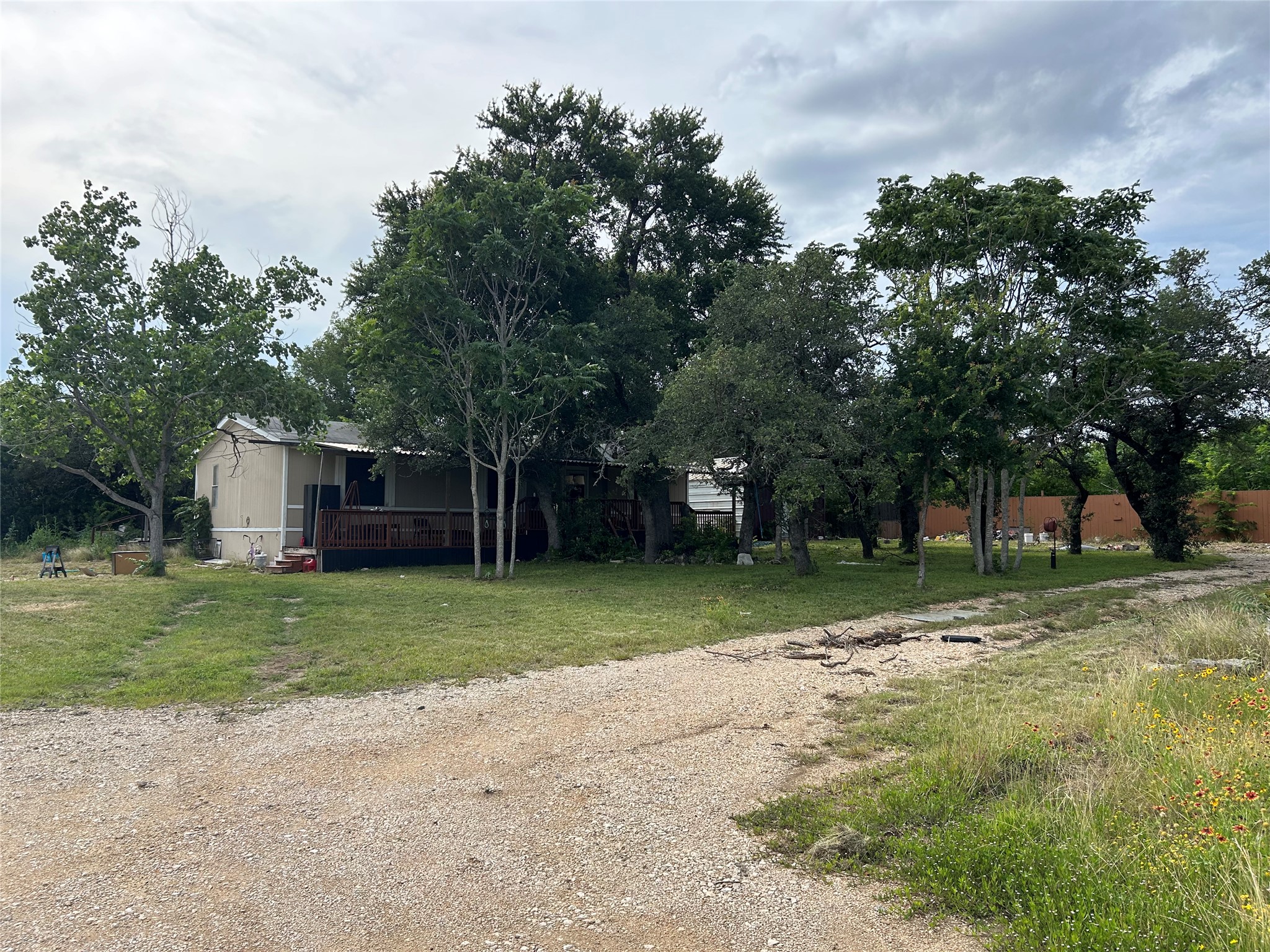 5729 N Highway 183 — photo