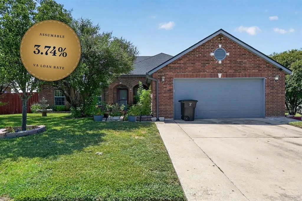 1704 Prestige Loop — photo