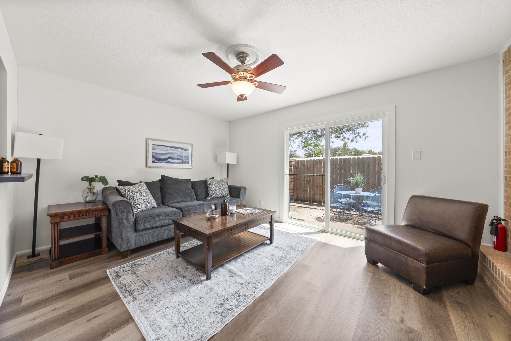 2300 Hancock Dr 5 — photo