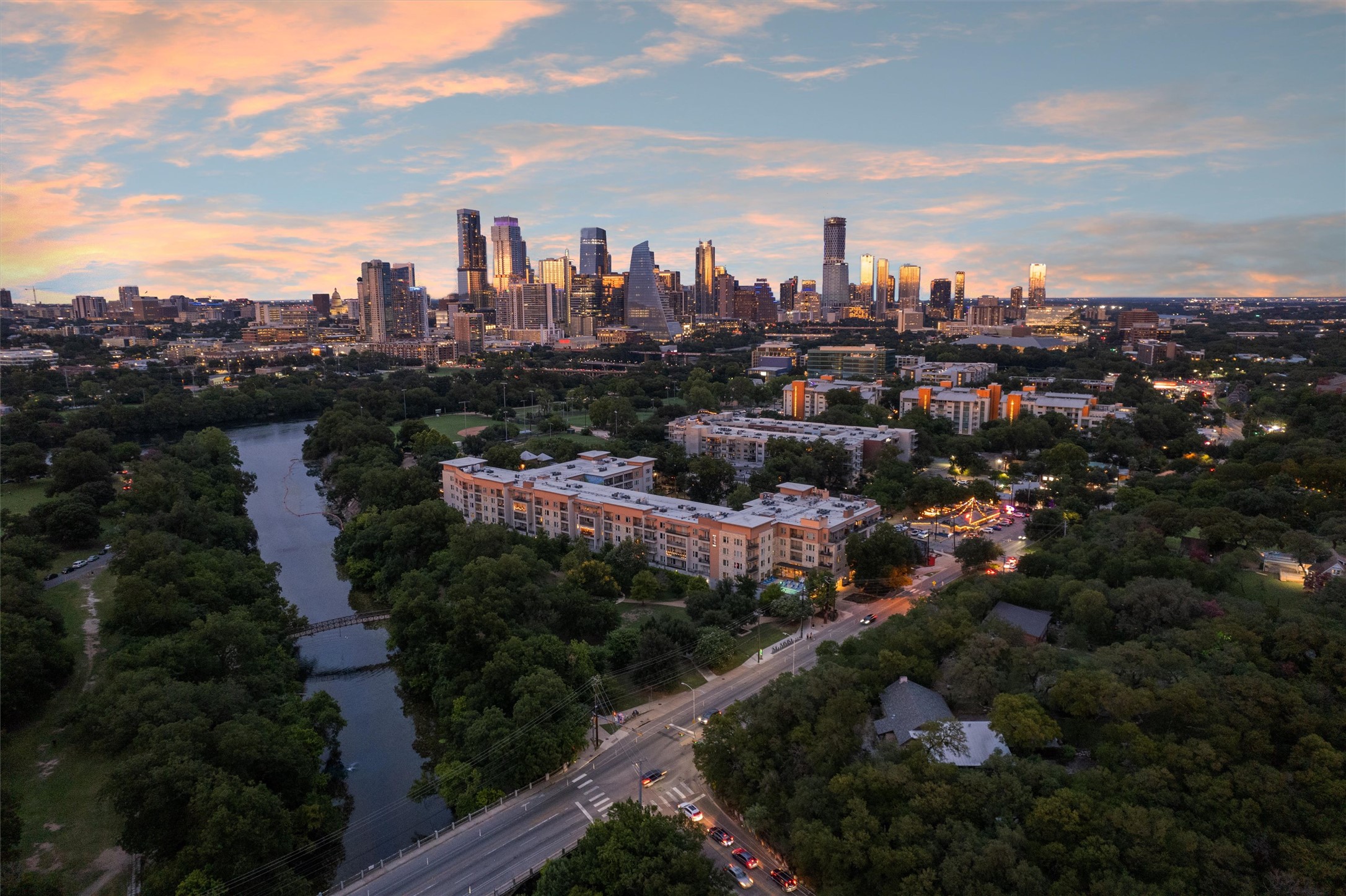 1900 Barton Springs Rd 3031 — photo