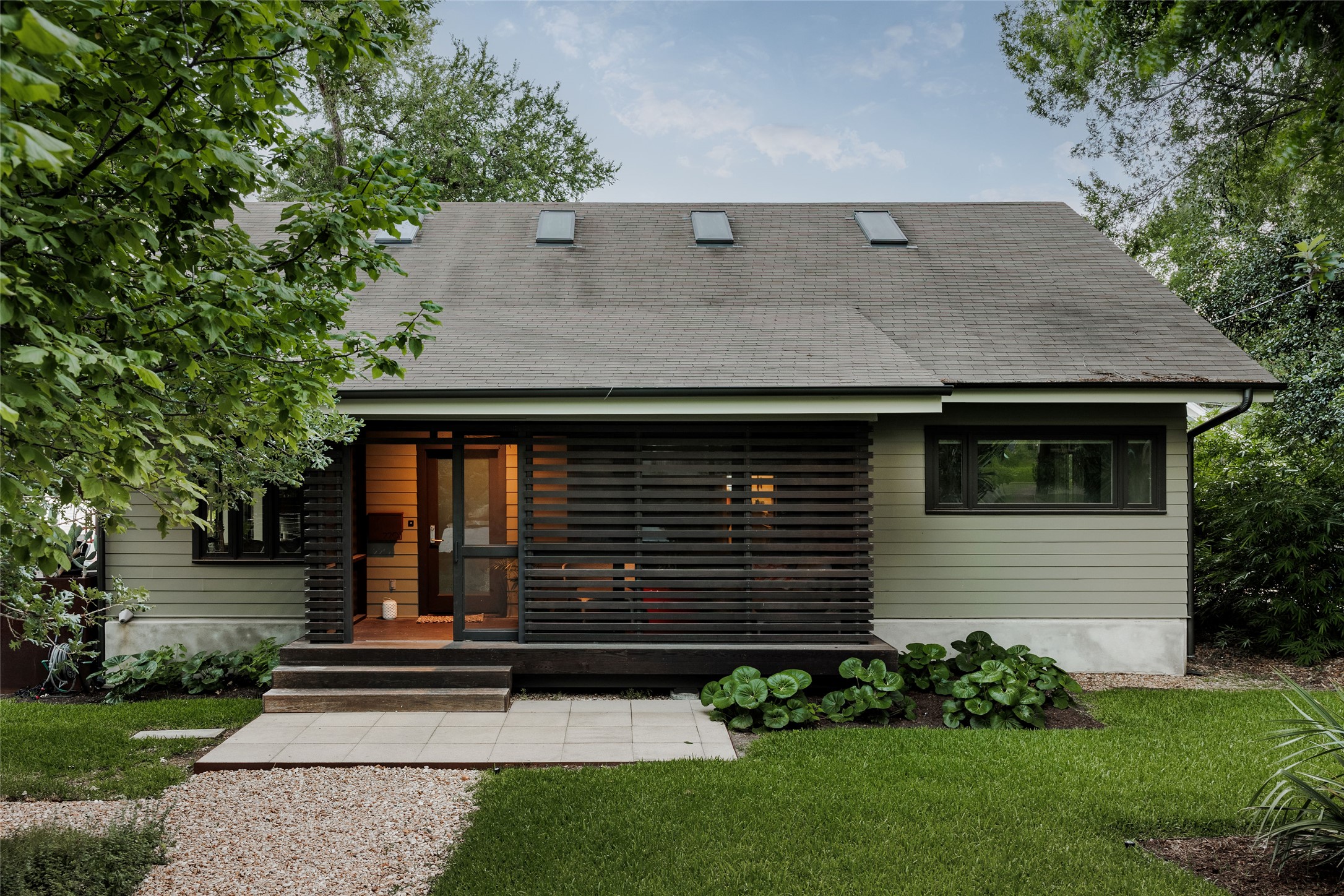 2201 Bowman Ave — photo
