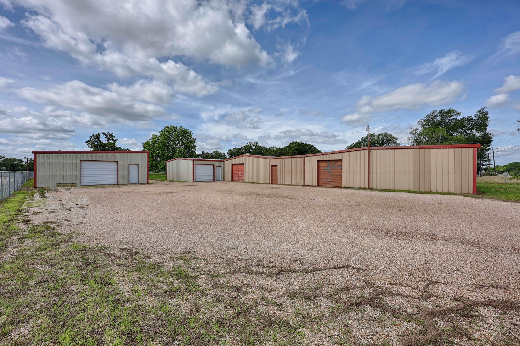 1410 US Highway 90a East — photo