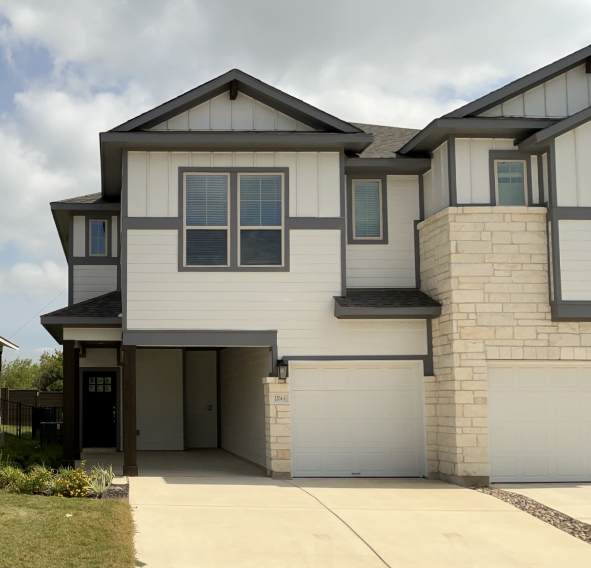 2204 Cornfield Dr a — photo
