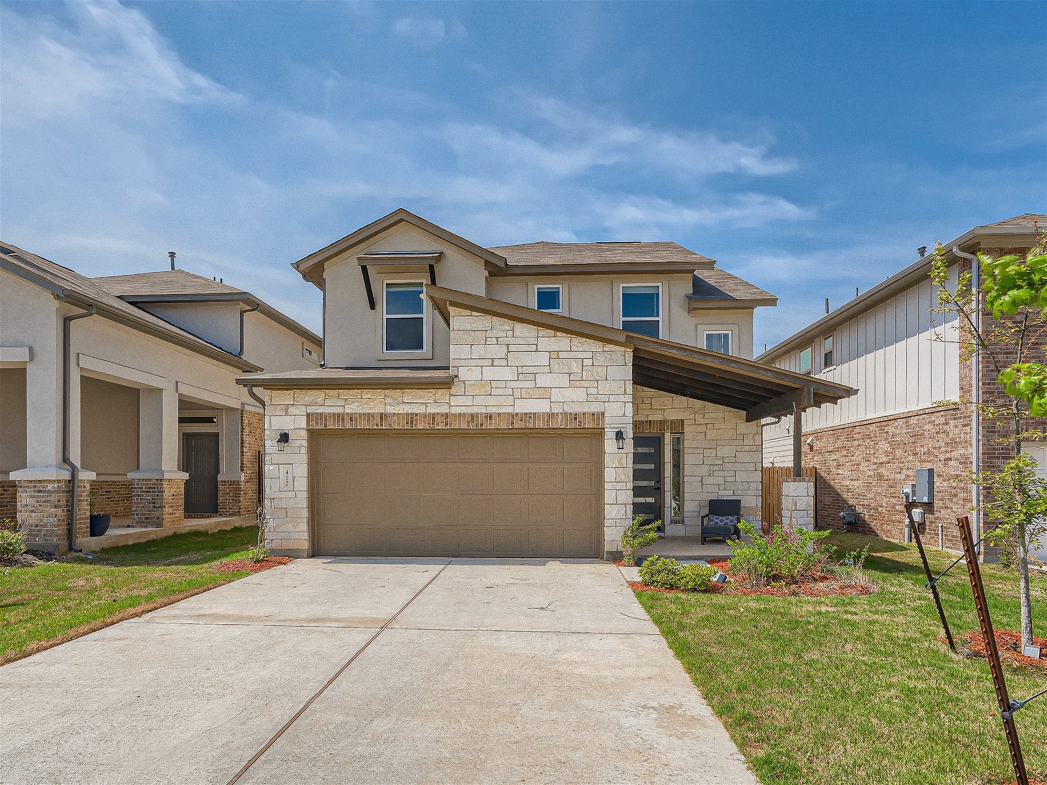 412 Arrowhead Vine St — photo
