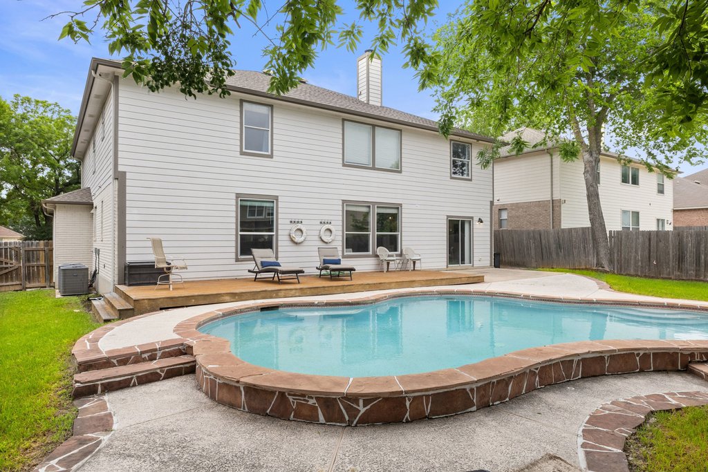 208 Settlers Valley Dr — photo
