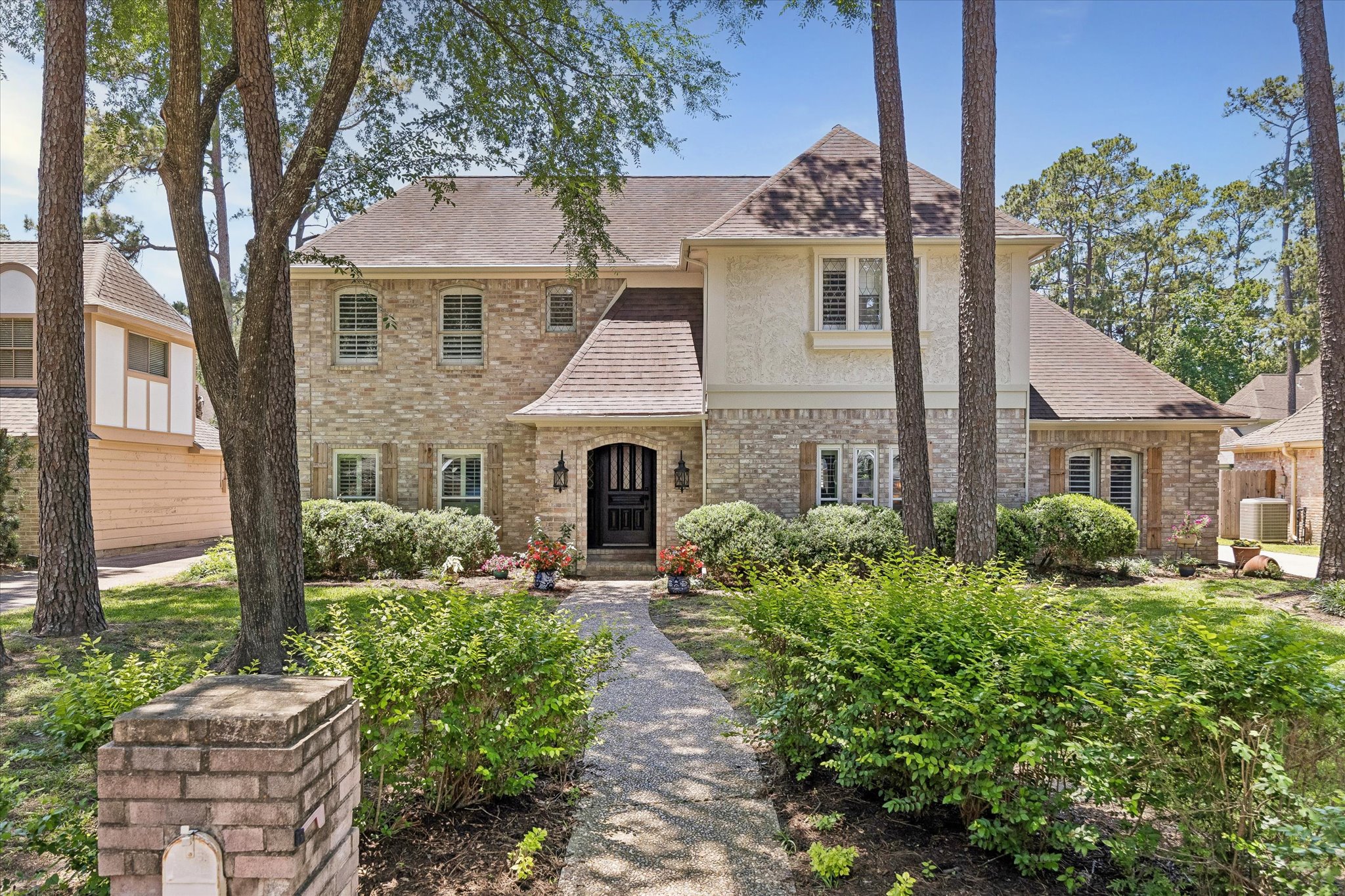 15111 Rose Cottage Dr — photo