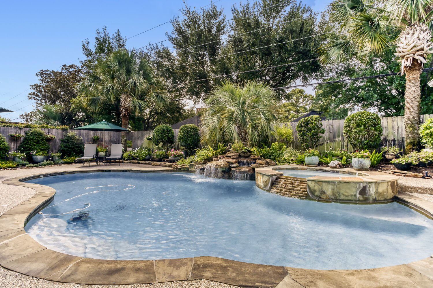 17335 W Copper Lakes Dr — photo