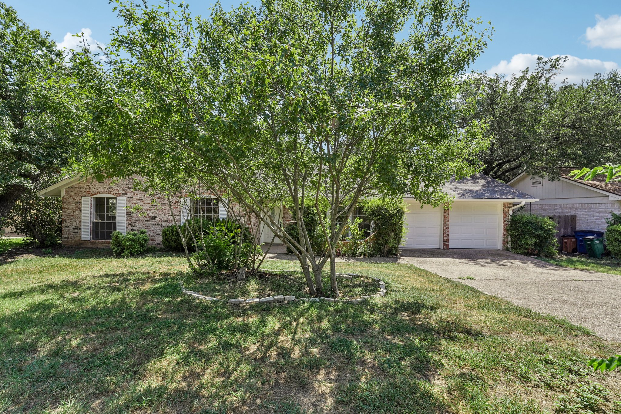 11307 Alhambra Dr — photo
