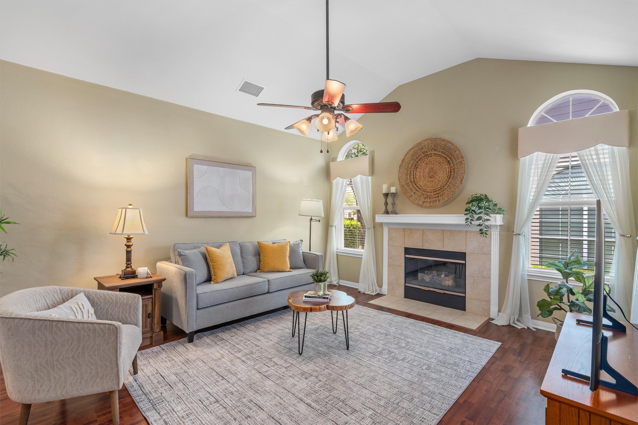 30 Wildwood Dr 184 — photo