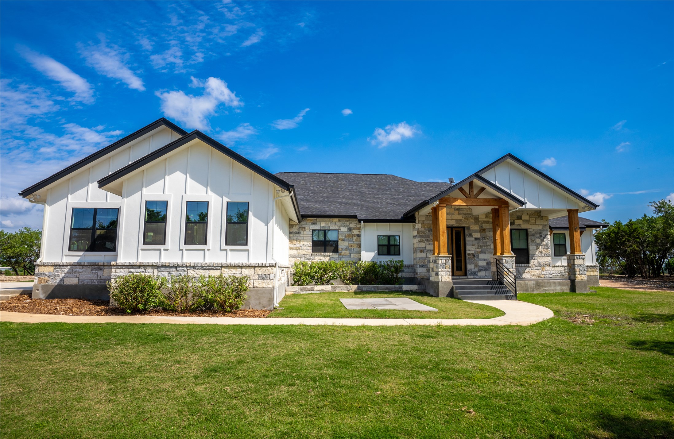 444 Flying B Ranch Road, Bertram TX 78605