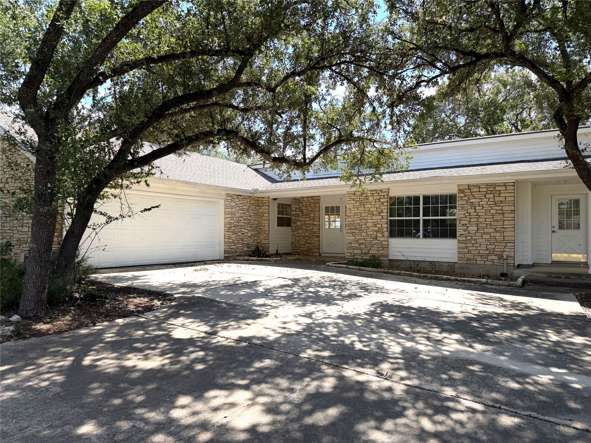 7 Country Ln — photo