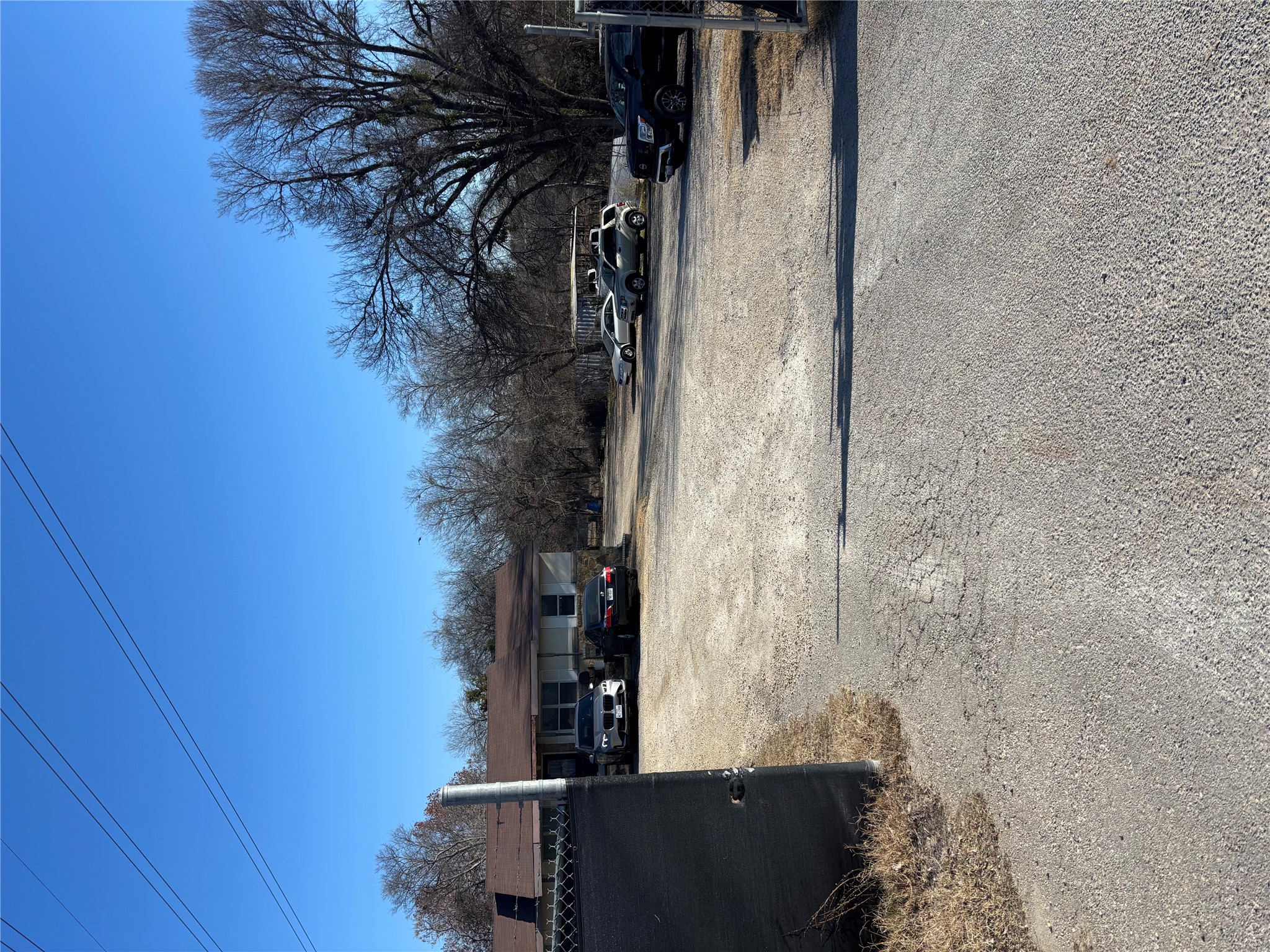 2214 Gardenia Dr — photo