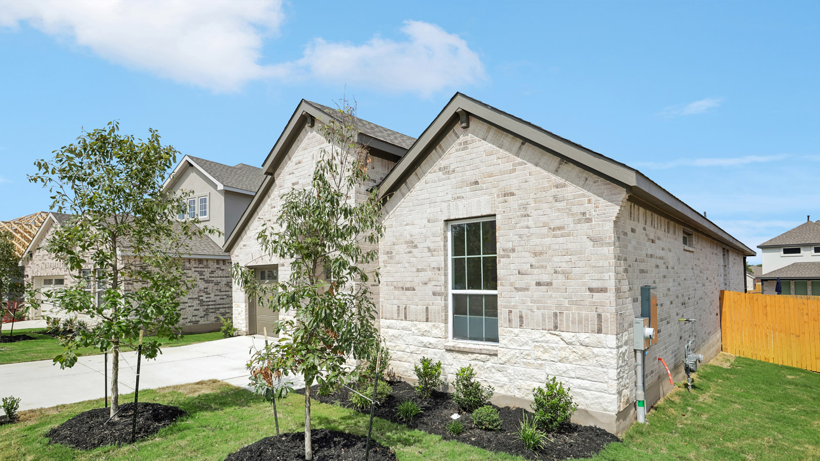 433 Eagle Canyon Drive, Leander, TX 78641 — photo 2