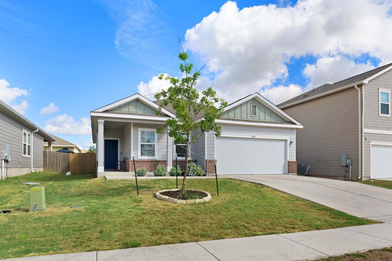 12708 Samuel Adams Dr — photo