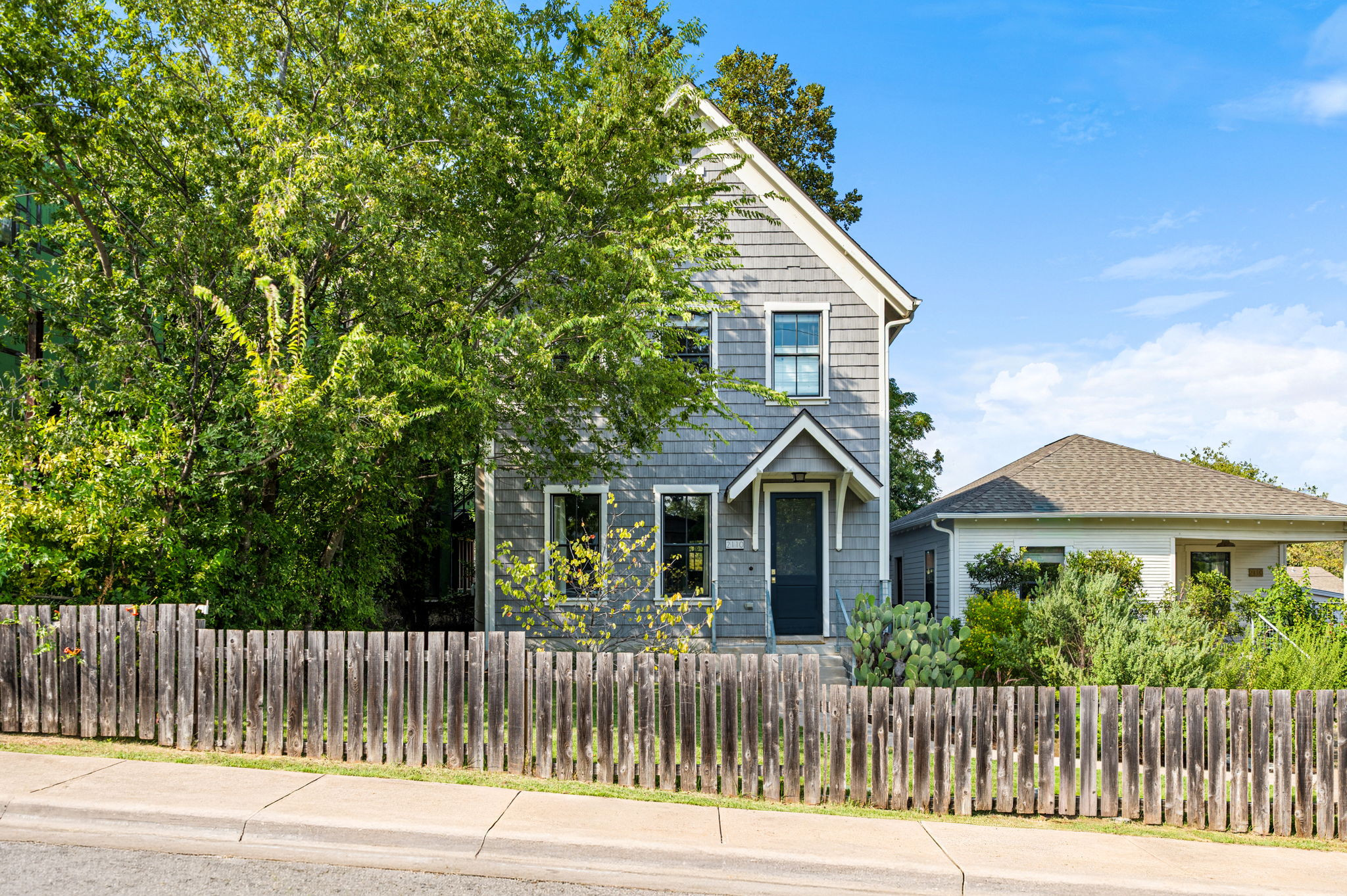 2110 E 9th Street, Austin, TX 78702 — photo 3