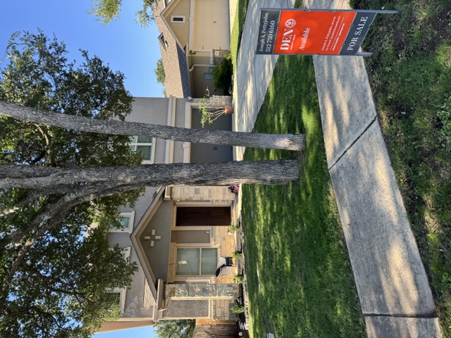 193 Camden CV — photo