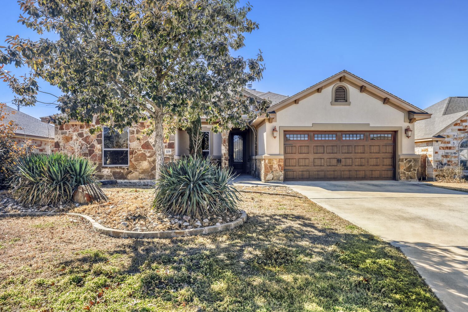 329 Jake Dr — photo