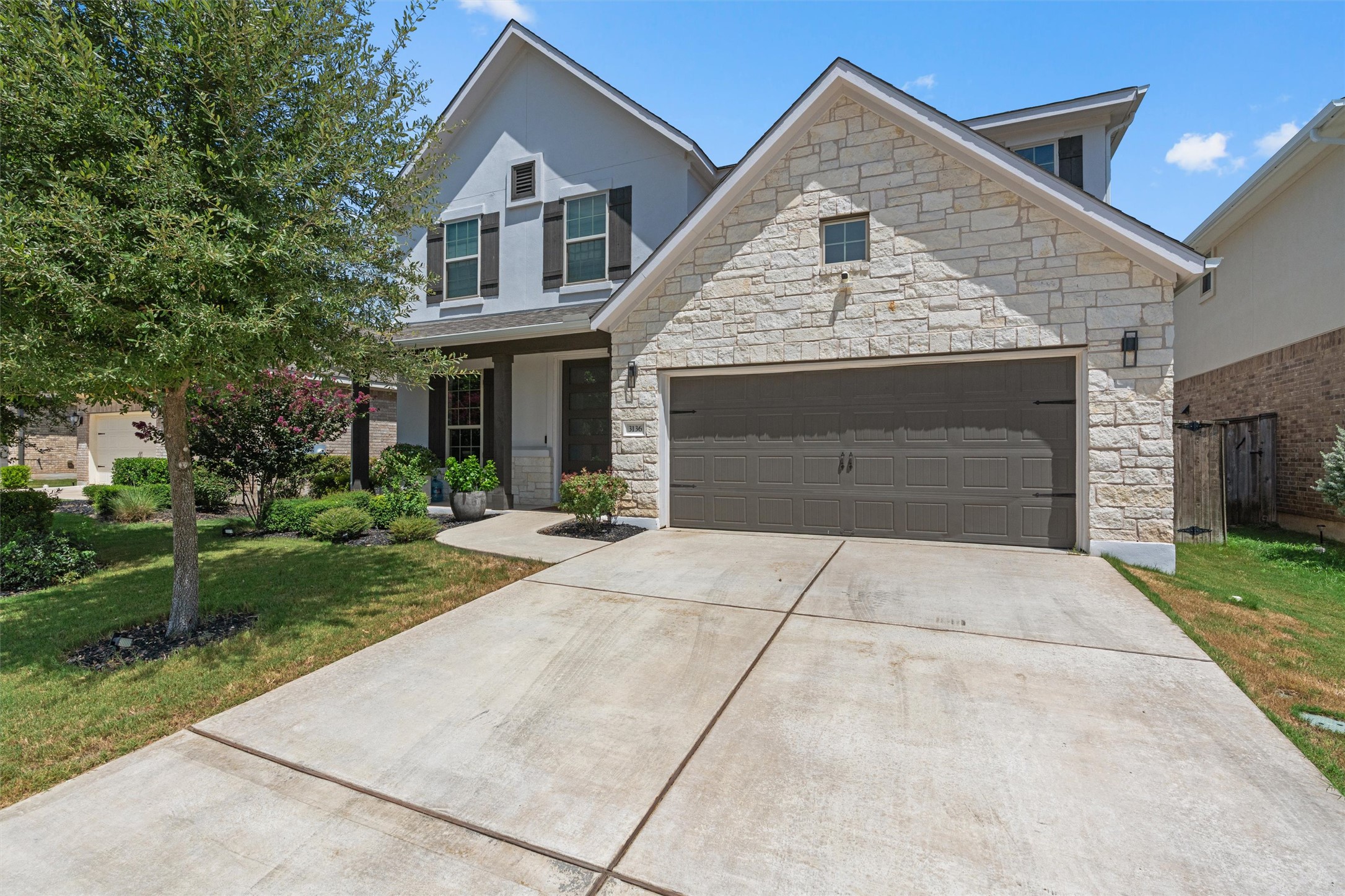 3136 Bravo Dr — photo